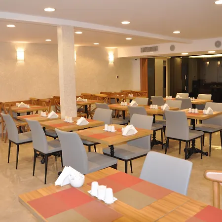 Hotel Waw Galataport 3*