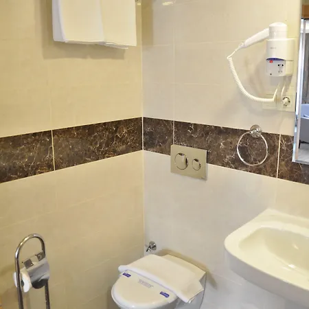 Hotel Waw Galataport 3*