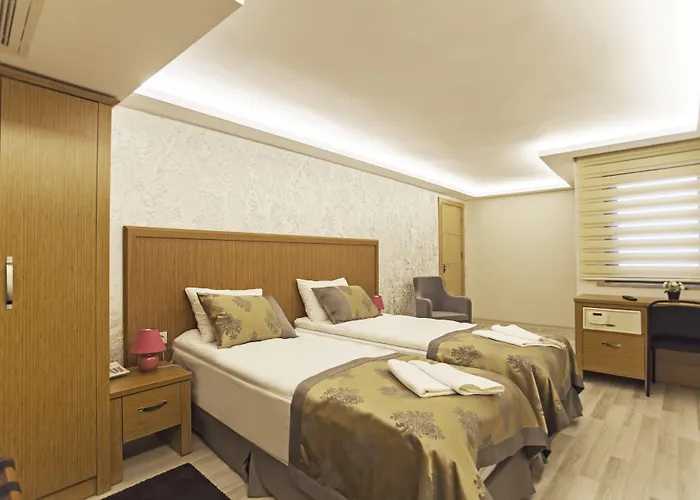 Hotel Waw Galataport 3*